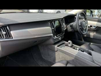 Used Volvo V90 2022 for sale - 74871322: Photo