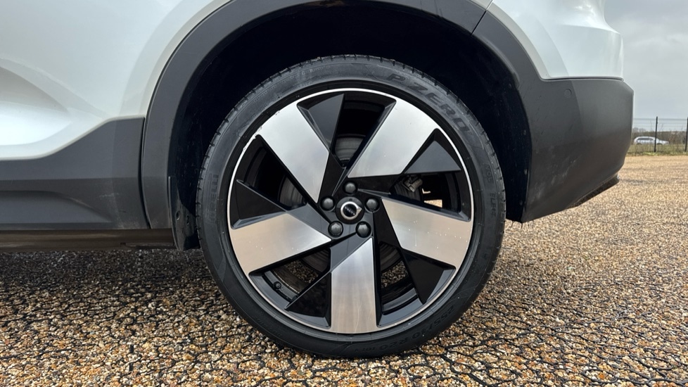 Used Volvo XC40 2022 for sale - 76874913: Photo 25