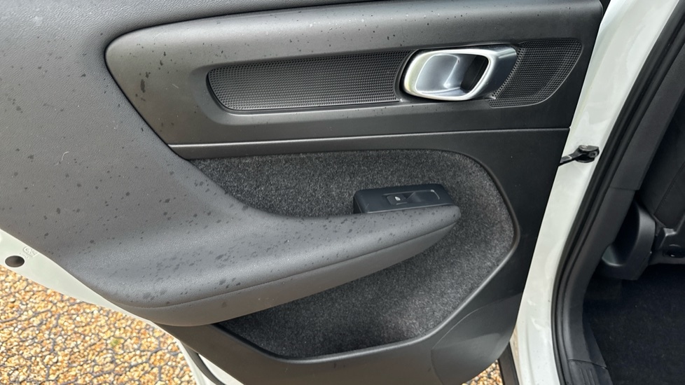 Used Volvo XC40 2022 for sale - 76874913: Photo 28