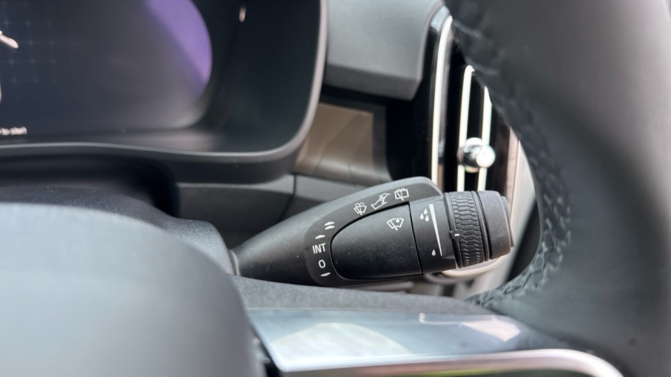 Used Volvo XC40 2022 for sale - 76874913: Photo 29