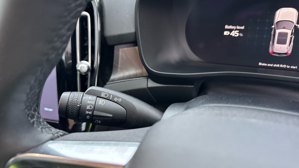 Used Volvo XC40 2022 for sale - 76874913: Photo 30