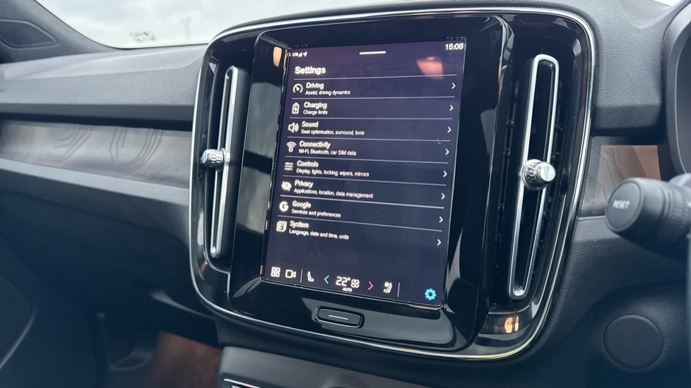 Used Volvo XC40 2022 for sale - 76874913: Photo 40