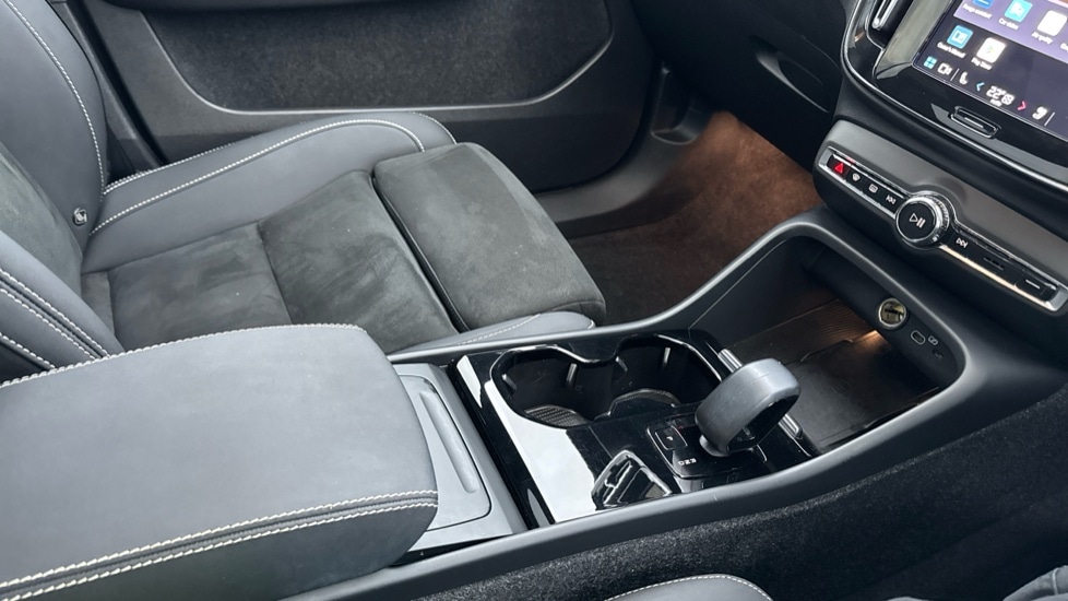 Used Volvo XC40 2022 for sale - 76874913: Photo 45