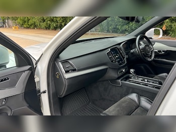 Used Volvo XC90 2018 for sale - 75591085: Photo