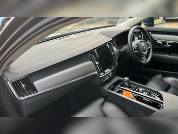 Used Volvo V90 2021 for sale - 76523585: Photo