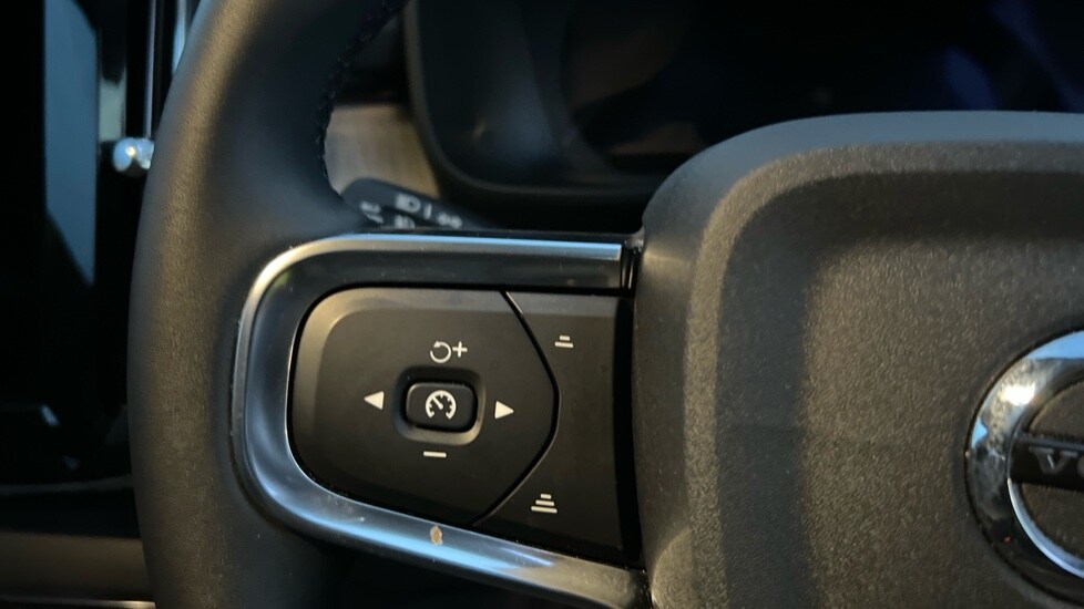 Used Volvo XC40 2025 for sale - 76400743: Photo 18