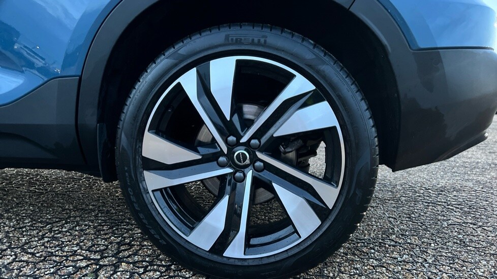 Used Volvo XC40 2025 for sale - 76400743: Photo 26