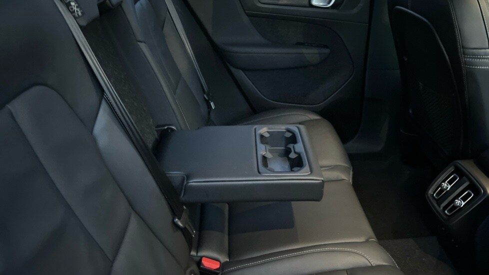 Used Volvo XC40 2025 for sale - 76400743: Photo 31