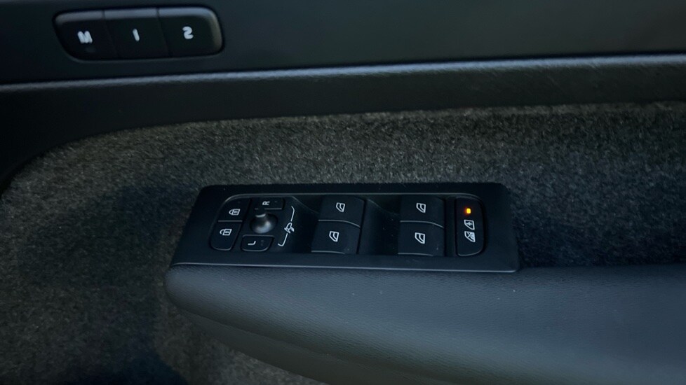 Used Volvo XC40 2025 for sale - 76400743: Photo 33