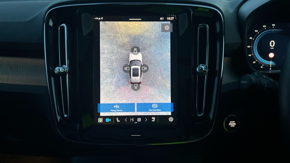 Used Volvo XC40 2025 for sale - 76400743: Photo 37