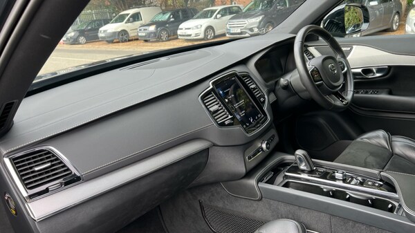 Used Volvo XC90 2021 for sale - 76025326: Photo 4