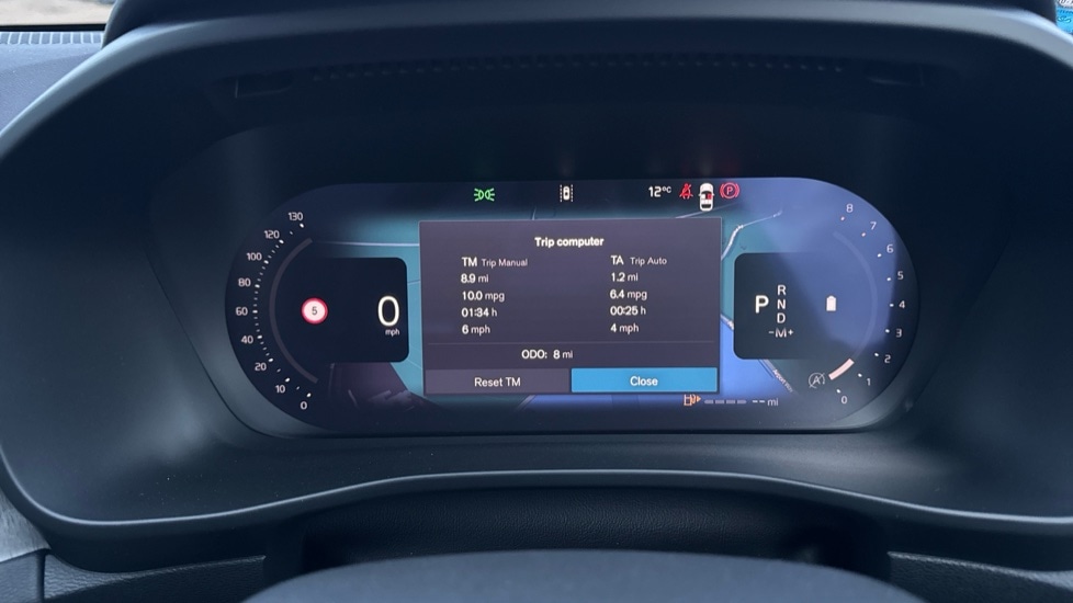 Used Volvo XC40 2025 for sale - 76942935: Photo 11