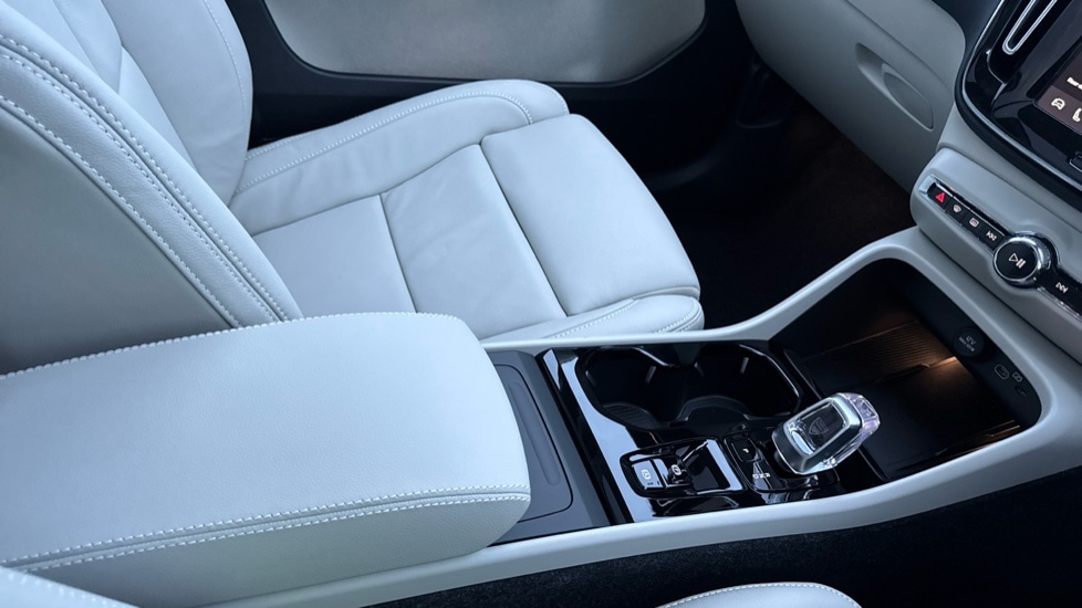 Used Volvo XC40 2025 for sale - 76942935: Photo 46