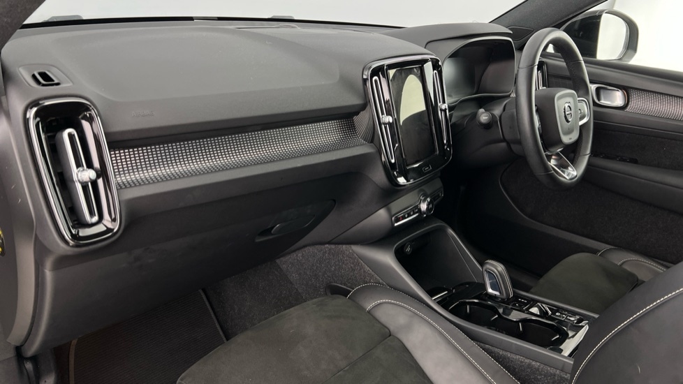 Used Volvo XC40 2022 for sale - 76586951: Photo 6