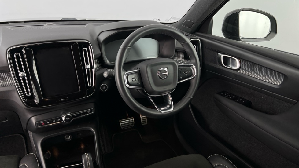 Used Volvo XC40 2022 for sale - 76586951: Photo 8