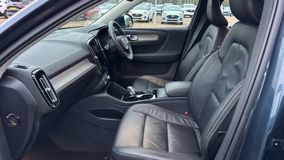 Used Volvo XC40 2021 for sale - 77013109: Photo 38