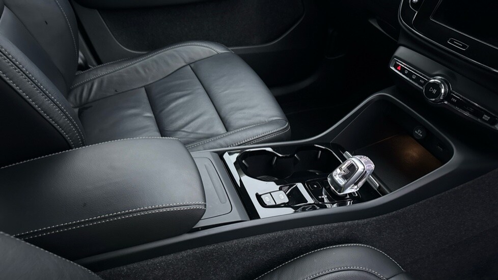 Used Volvo XC40 2021 for sale - 77013109: Photo 44