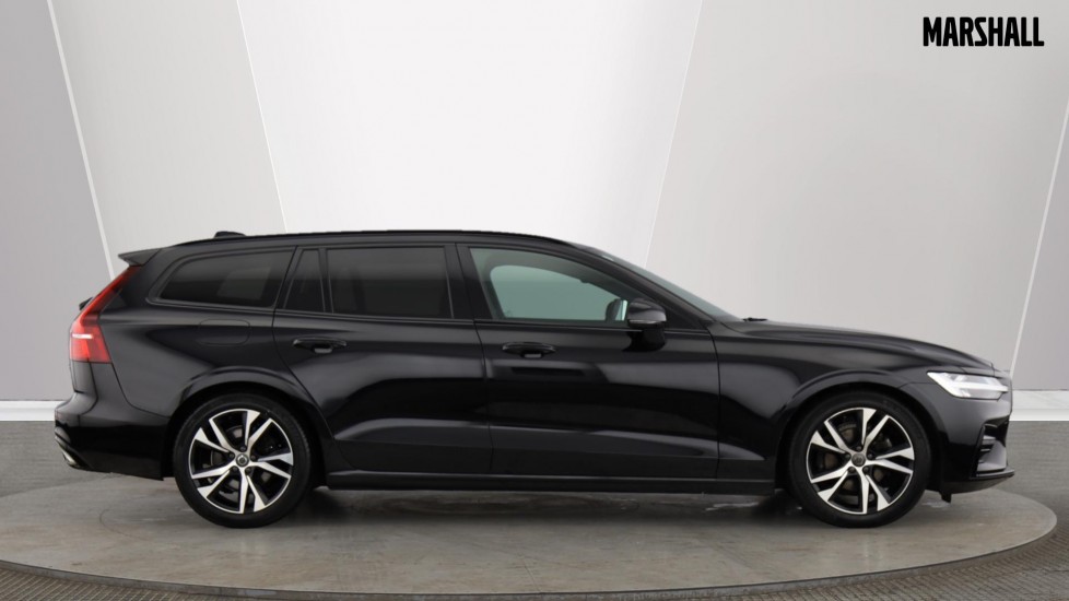 Used Volvo V60 2021 for sale - 76384398: Photo 2