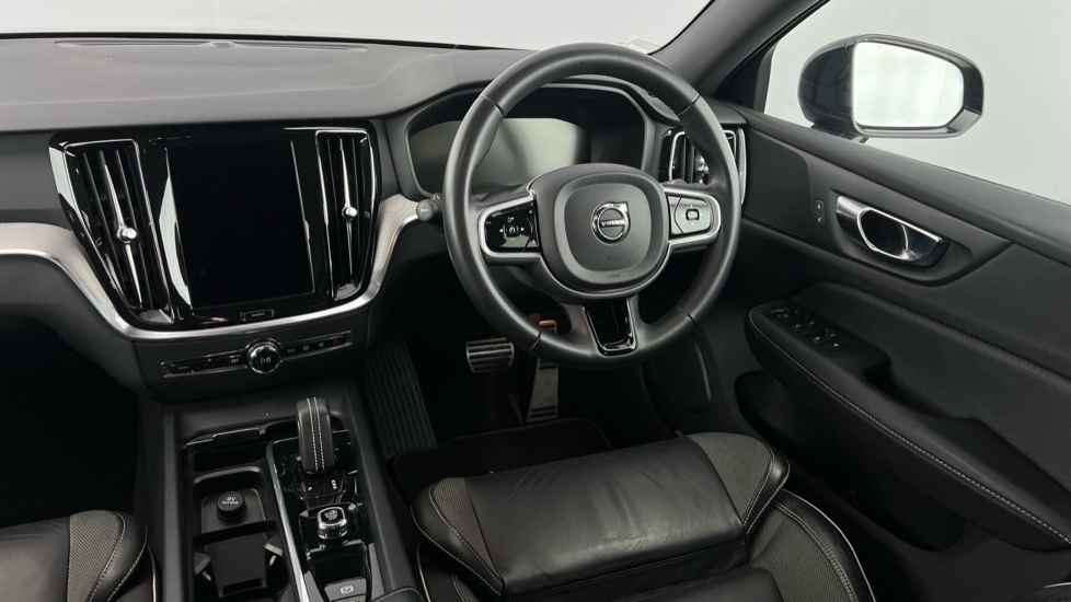 Used Volvo V60 2021 for sale - 76384398: Photo 8