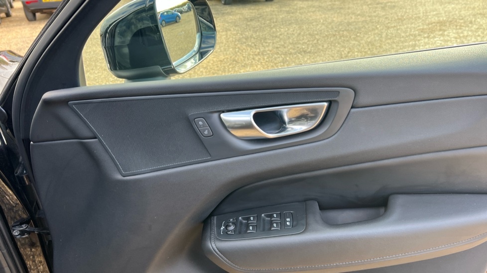 Used Volvo XC60 2024 for sale - 77082461: Photo 15