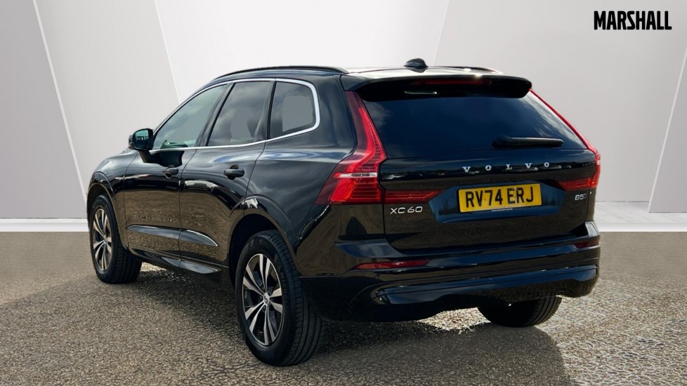 Used Volvo XC60 2024 for sale - 77082461: Photo 2