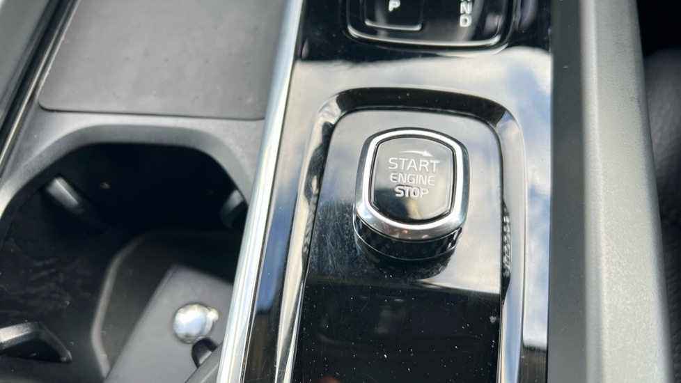 Used Volvo XC60 2024 for sale - 77082461: Photo 28