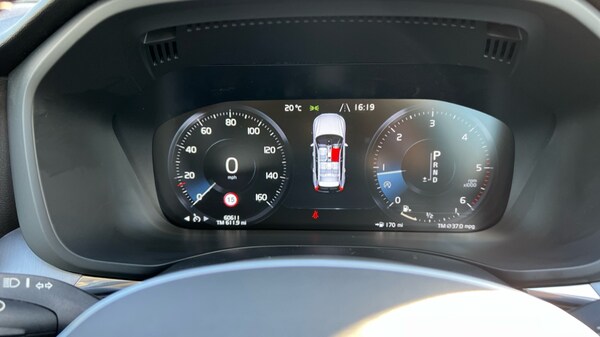 Used Volvo XC60 2020 for sale - 76217150: Photo 11