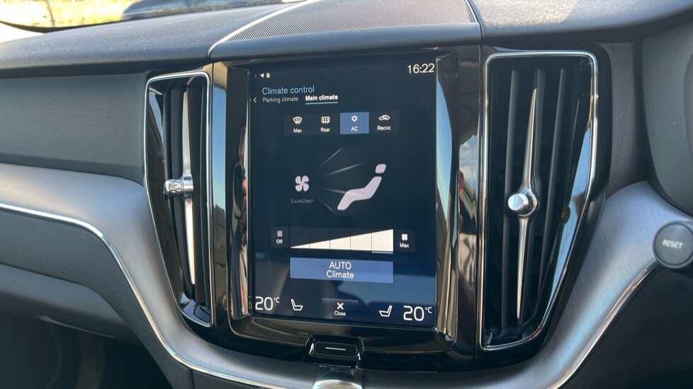 Used Volvo XC60 2020 for sale - 76217150: Photo 39