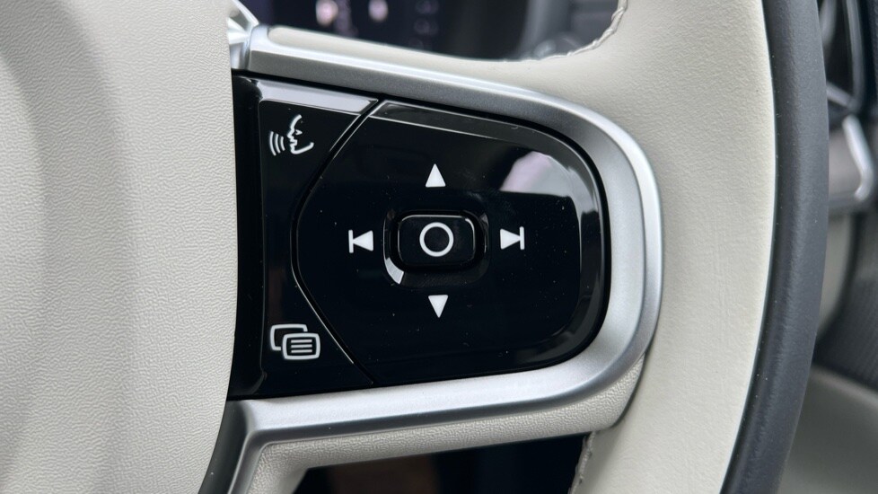 Used Volvo XC90 2025 for sale - 76116945: Photo 19