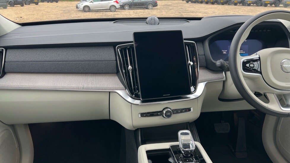 Used Volvo XC90 2025 for sale - 76116945: Photo 22