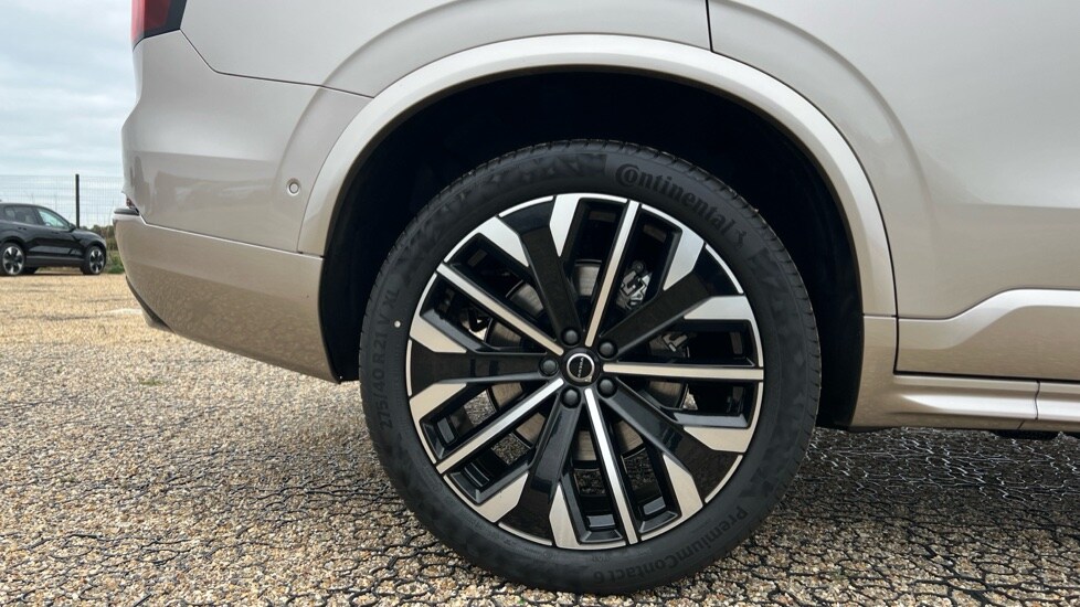 Used Volvo XC90 2025 for sale - 76116945: Photo 24