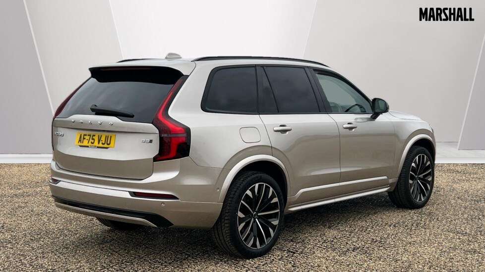 Used Volvo XC90 2025 for sale - 76116945: Photo 7