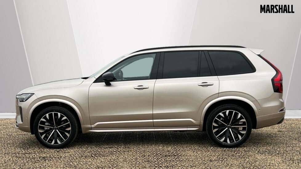 Used Volvo XC90 2025 for sale - 76116945: Photo 8