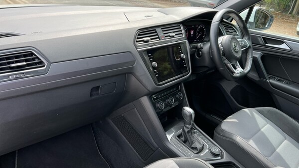 Used Volkswagen Tiguan 2017 for sale - 76037766: Photo 10