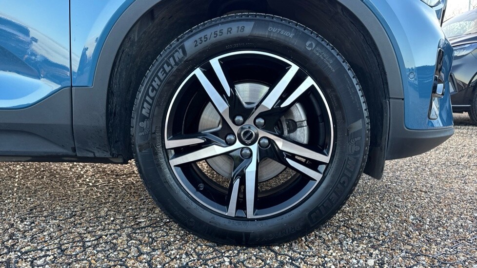 Used Volvo XC40 2023 for sale - 77021872: Photo 24