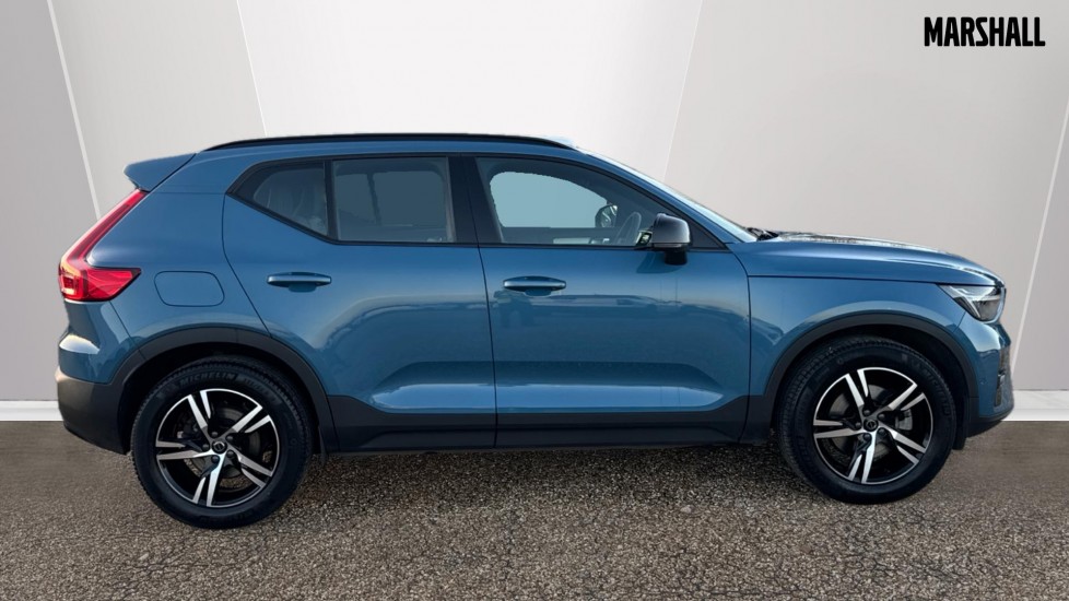 Used Volvo XC40 2023 for sale - 77021872: Photo 3