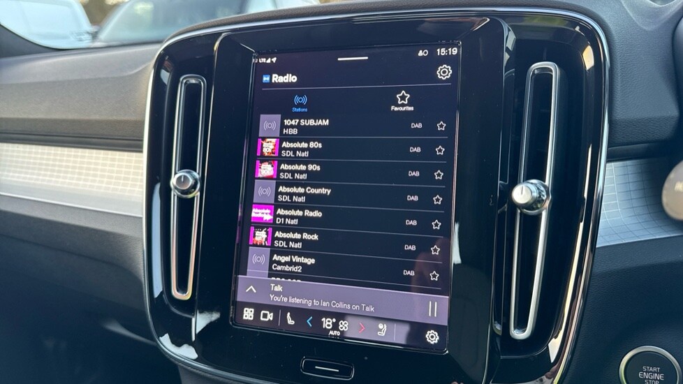 Used Volvo XC40 2023 for sale - 77021872: Photo 35