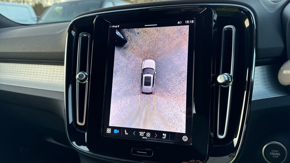 Used Volvo XC40 2023 for sale - 77021872: Photo 37