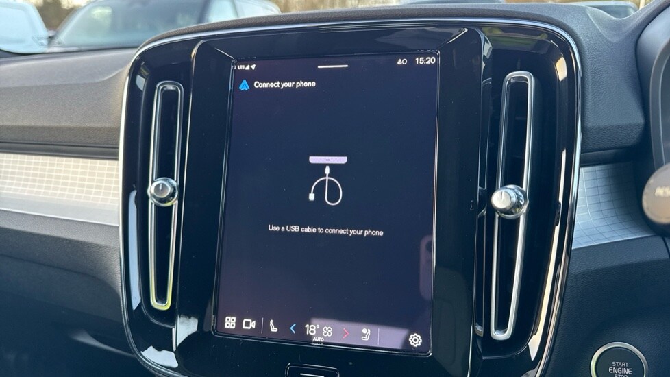 Used Volvo XC40 2023 for sale - 77021872: Photo 46