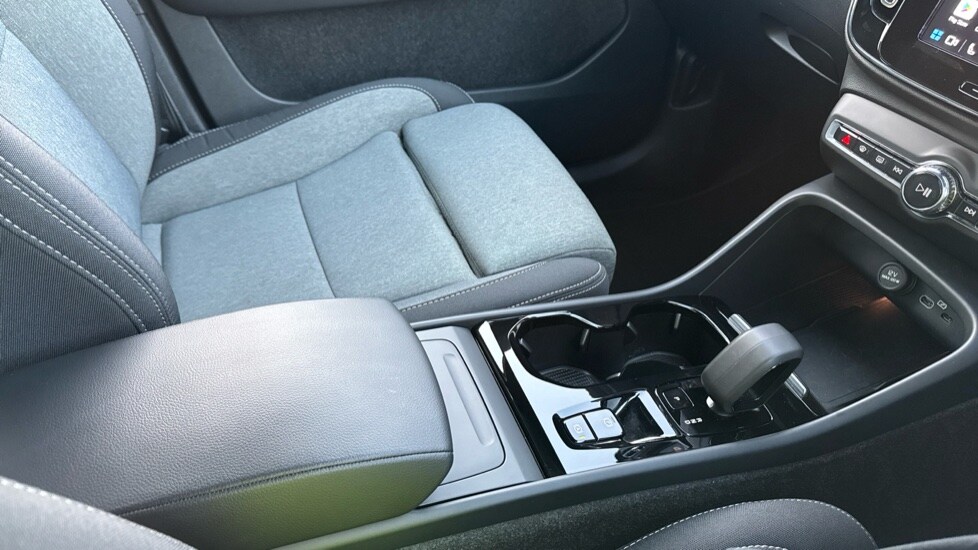 Used Volvo XC40 2023 for sale - 77021872: Photo 47