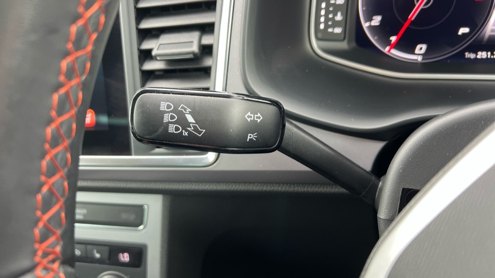 Used SEAT Ateca 2024 for sale - 76722144: Photo 32