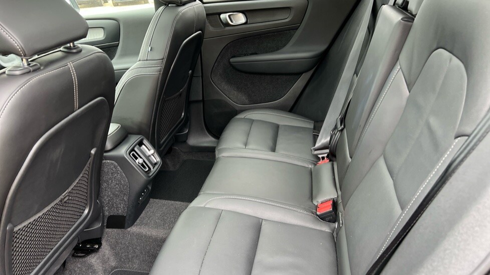 Used Volvo XC40 2024 for sale - 76104077: Photo 10