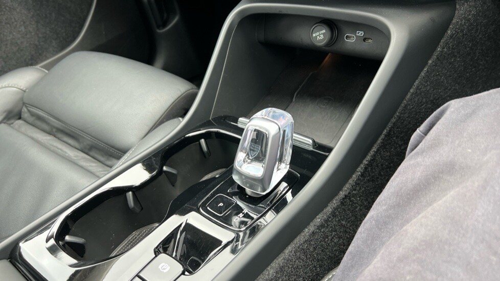 Used Volvo XC40 2024 for sale - 76104077: Photo 14