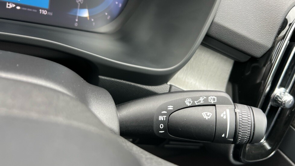 Used Volvo XC40 2024 for sale - 76104077: Photo 30