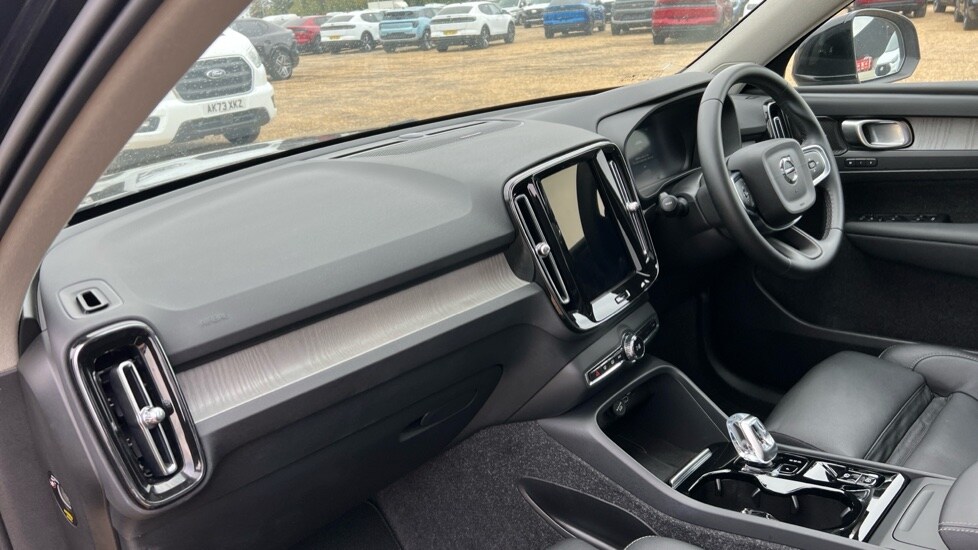 Used Volvo XC40 2024 for sale - 76104077: Photo 4