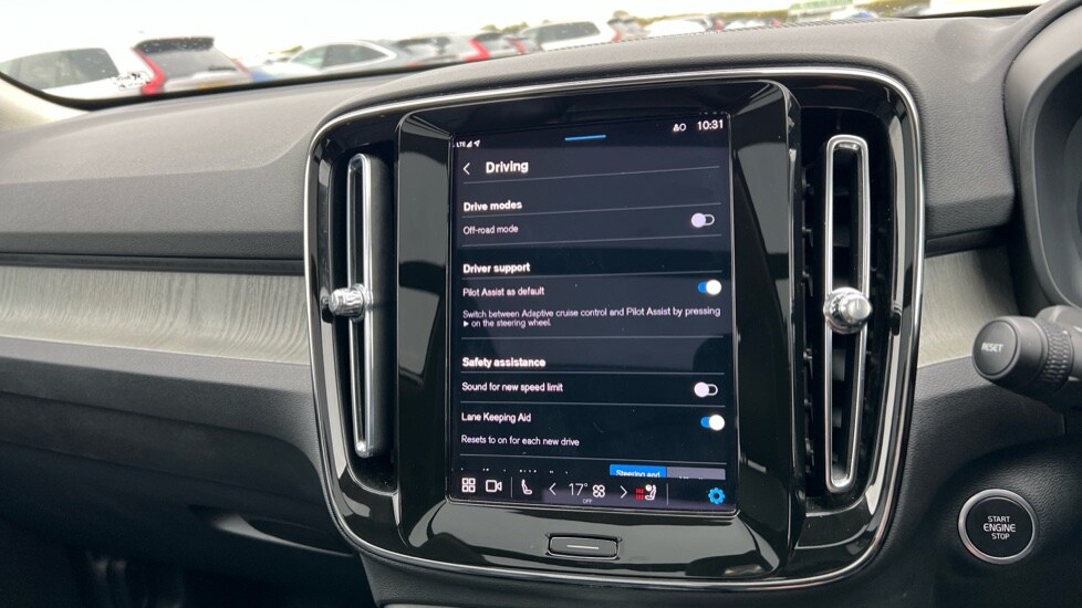 Used Volvo XC40 2024 for sale - 76104077: Photo 41