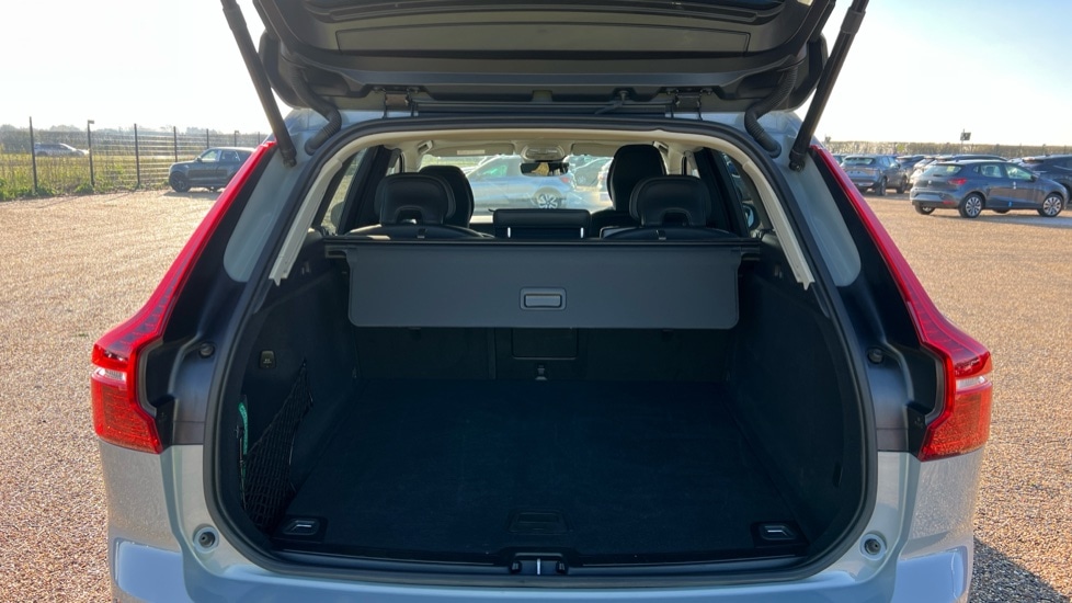 Used Volvo XC60 2024 for sale - 76552346: Photo 17