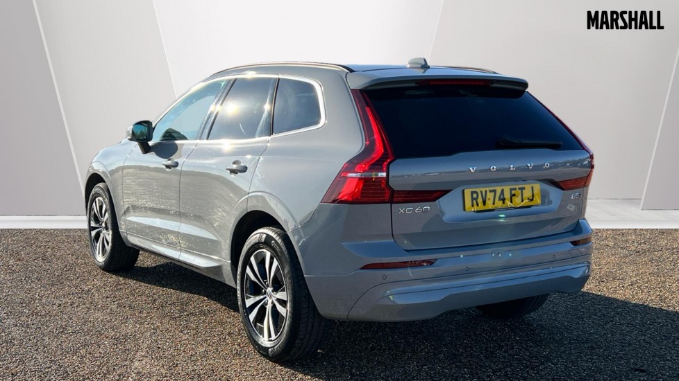 Used Volvo XC60 2024 for sale - 76552346: Photo 2