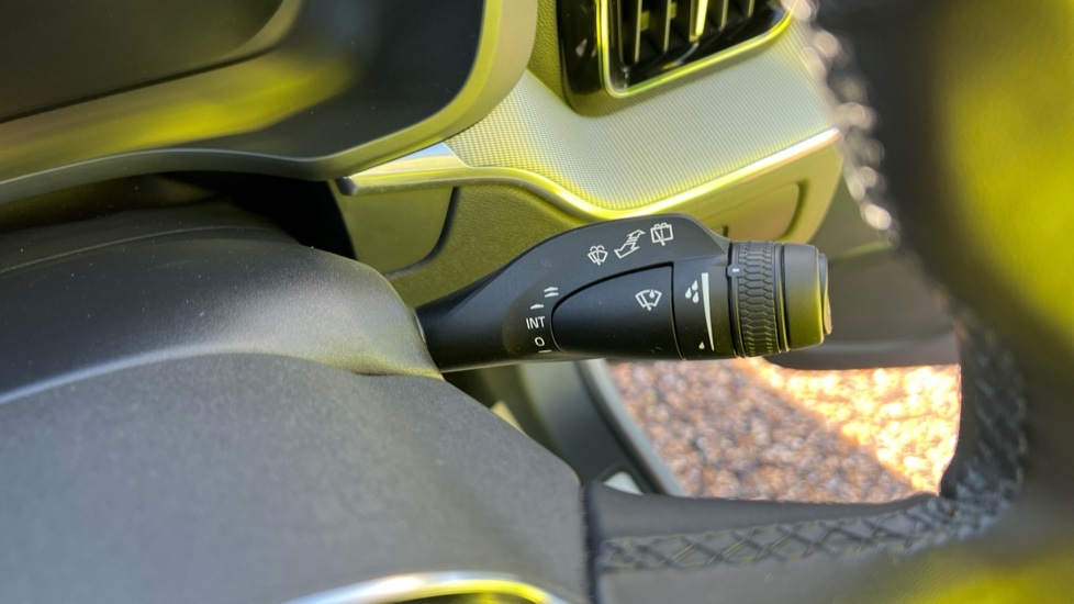 Used Volvo XC60 2024 for sale - 76552346: Photo 30