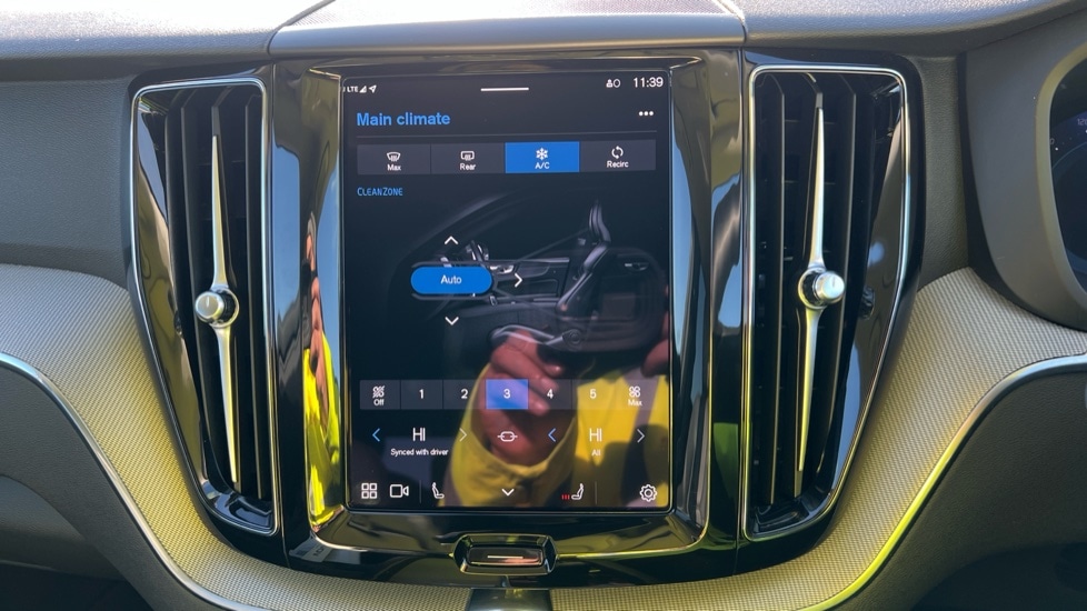 Used Volvo XC60 2024 for sale - 76552346: Photo 47